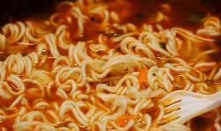 国产十大好吃方便面(国产最好吃的方便面排行榜)