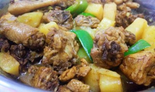 土豆炖鸡块(土豆炖鸡块图片)