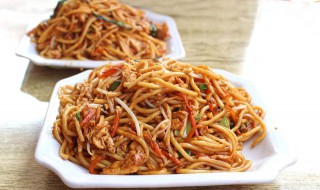 怎样做炒面好吃又简单 怎样做炒面好吃又简单炒干面