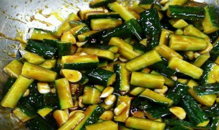怎么腌黄瓜好吃又简单(怎么腌黄瓜好吃又简单视频)